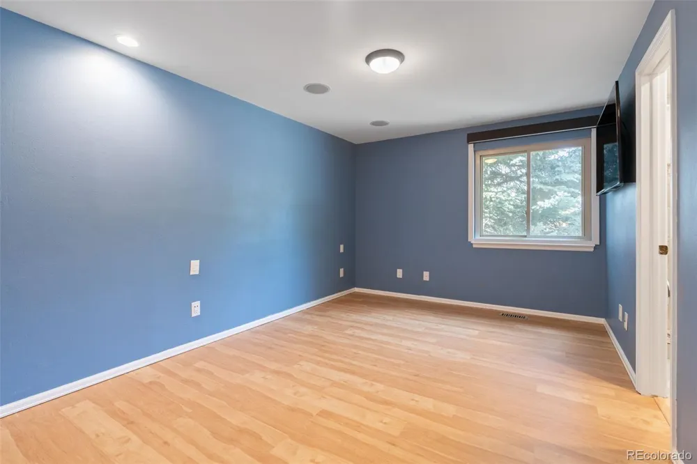 4994 S Independence Way Denver, CO 80123