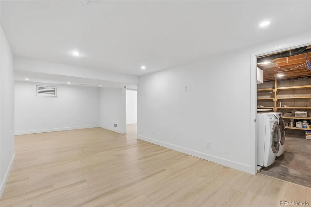 4994 S Independence Way Denver, CO 80123