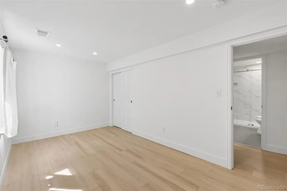 4994 S Independence Way Denver, CO 80123