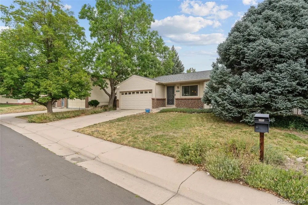 4994 S Independence Way Denver, CO 80123