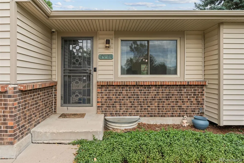 4994 S Independence Way Denver, CO 80123