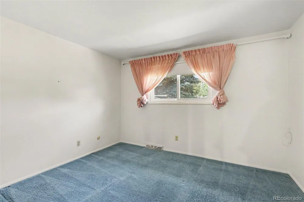 6426 W 82nd Drive Arvada, CO 80003