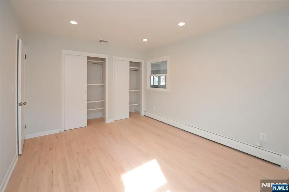 43 Spruce Avenue Emerson, NJ 07630