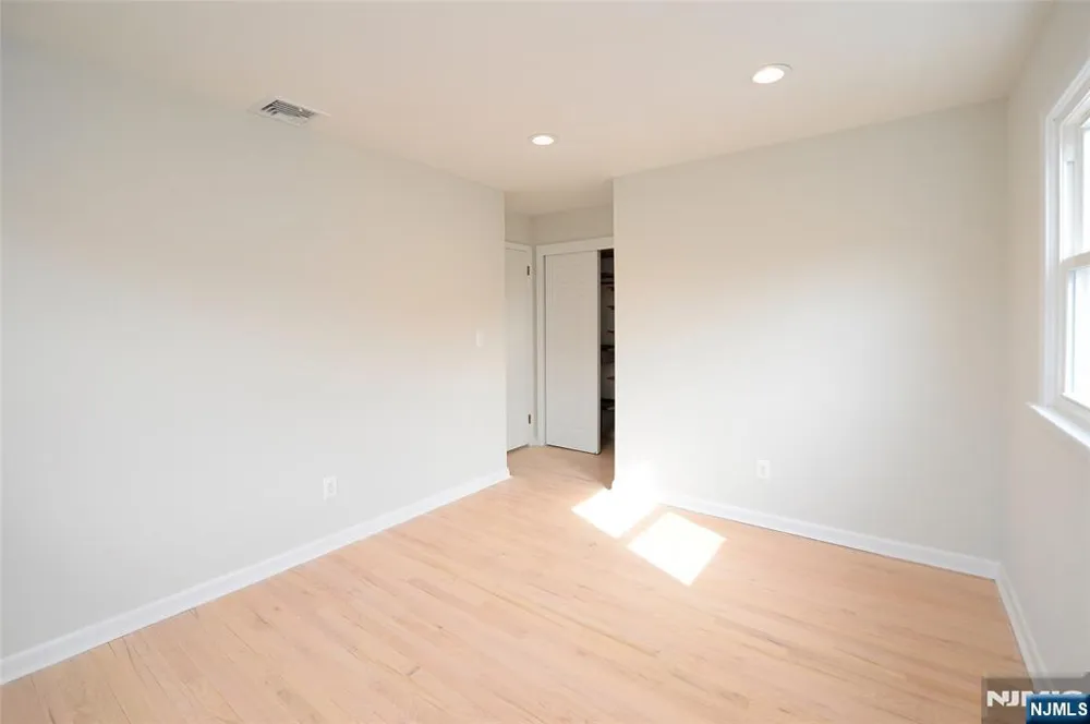 43 Spruce Avenue Emerson, NJ 07630