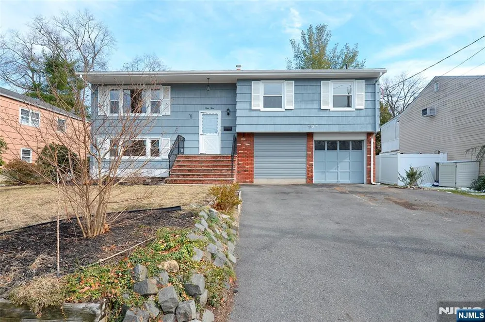 43 Spruce Avenue Emerson, NJ 07630