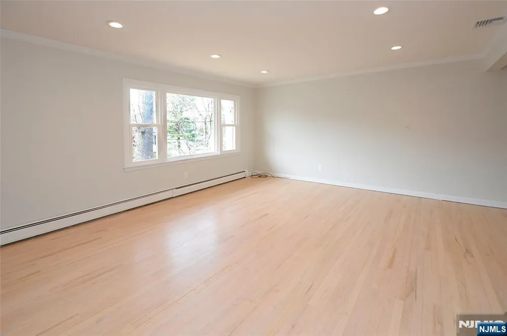 43 Spruce Avenue Emerson, NJ 07630