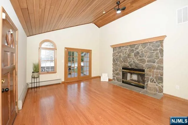 13 Orangeburgh Road Old Tappan, NJ 07675