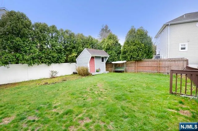 13 Orangeburgh Road Old Tappan, NJ 07675