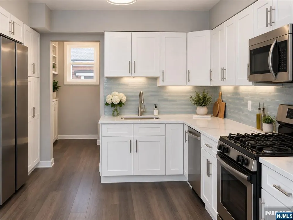 631 2nd Avenue 2nd floor Lyndhurst, NJ 07071