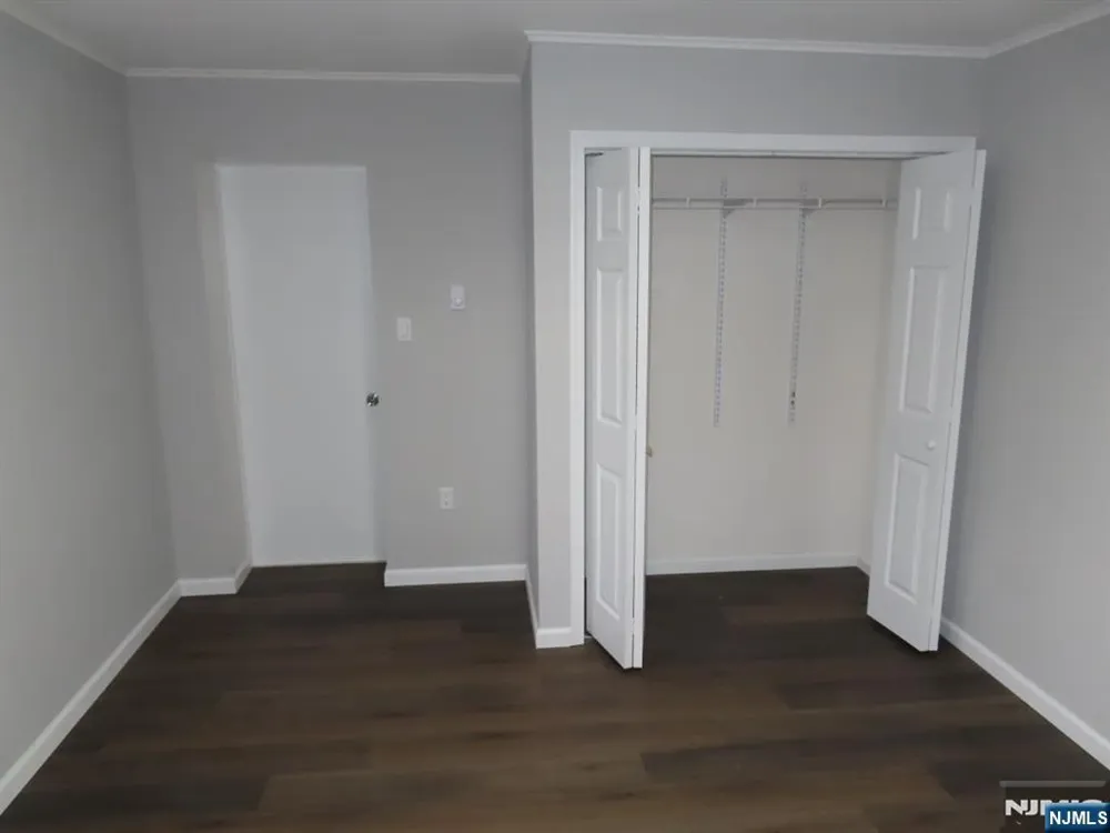 631 2nd Avenue 2nd floor Lyndhurst, NJ 07071