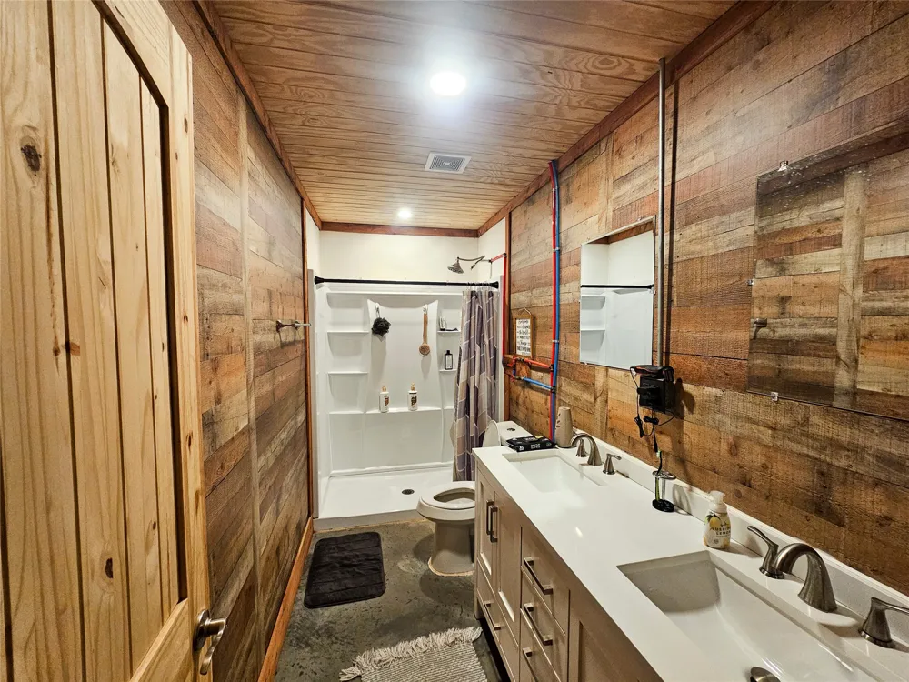 1115 County Road 3160 Quitman, TX 75783