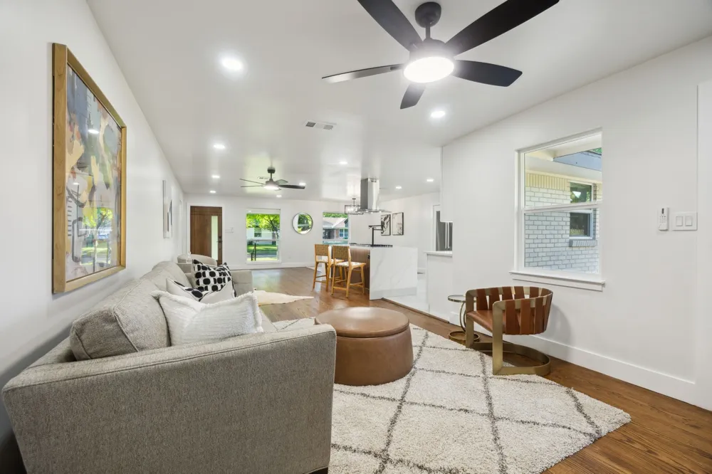 10228 San Juan Avenue Dallas, TX 75228