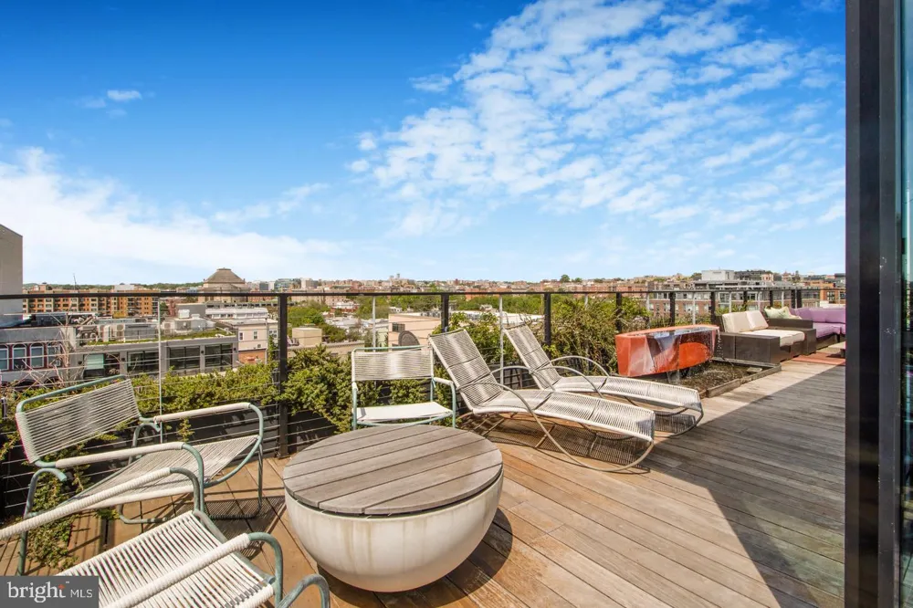 1711 14TH STREET NW #PENTHOUSE Washington, DC 20009