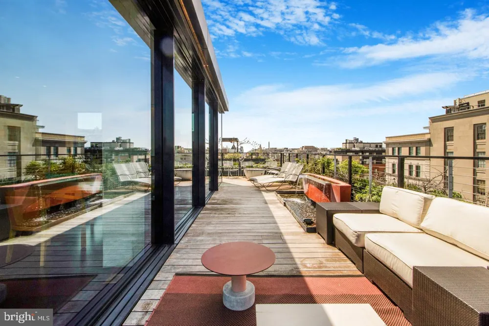 1711 14TH STREET NW #PENTHOUSE Washington, DC 20009