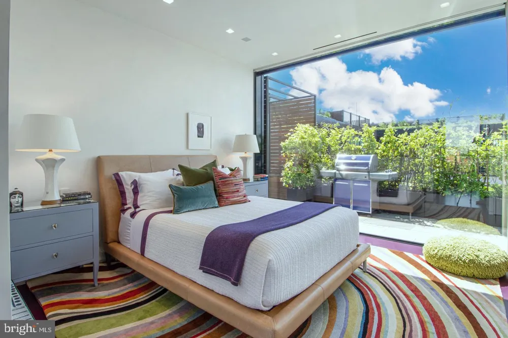 1711 14TH STREET NW #PENTHOUSE Washington, DC 20009