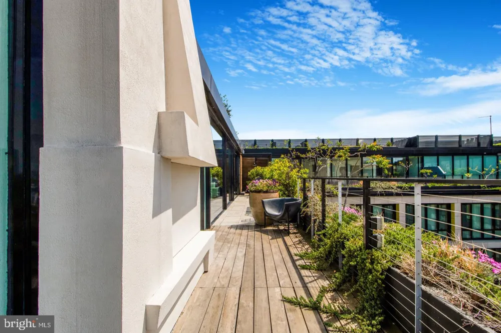 1711 14TH STREET NW #PENTHOUSE Washington, DC 20009