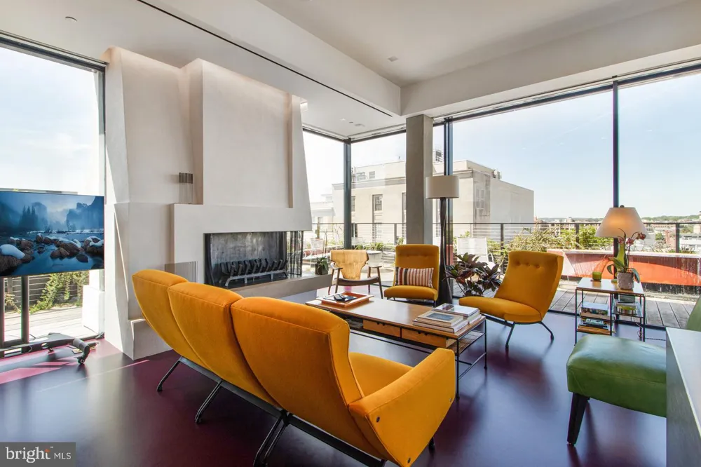 1711 14TH STREET NW #PENTHOUSE Washington, DC 20009