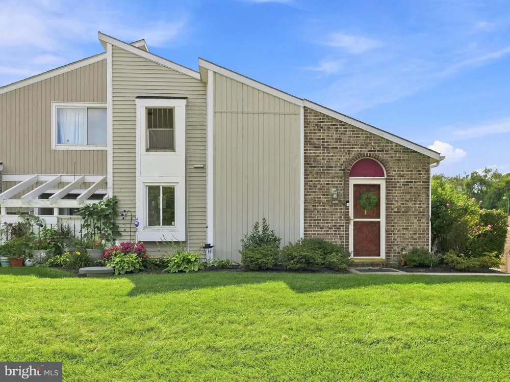 1606 WOODLANDS RUN Hagerstown, MD 21742