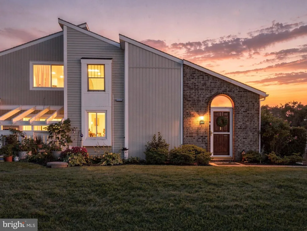 1606 WOODLANDS RUN Hagerstown, MD 21742