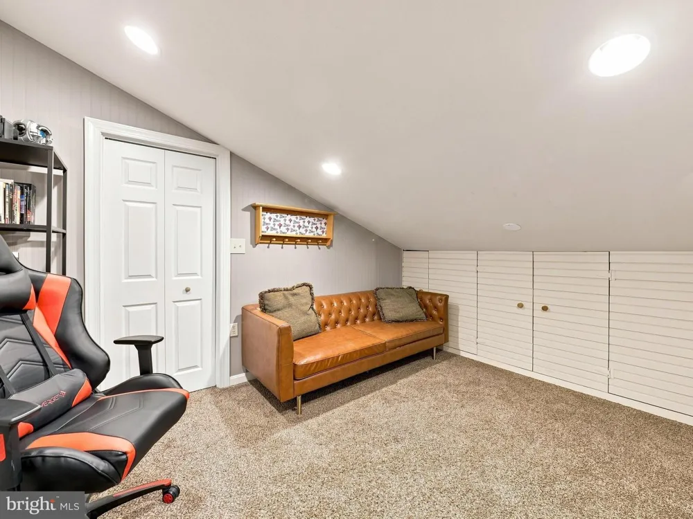 1606 WOODLANDS RUN Hagerstown, MD 21742