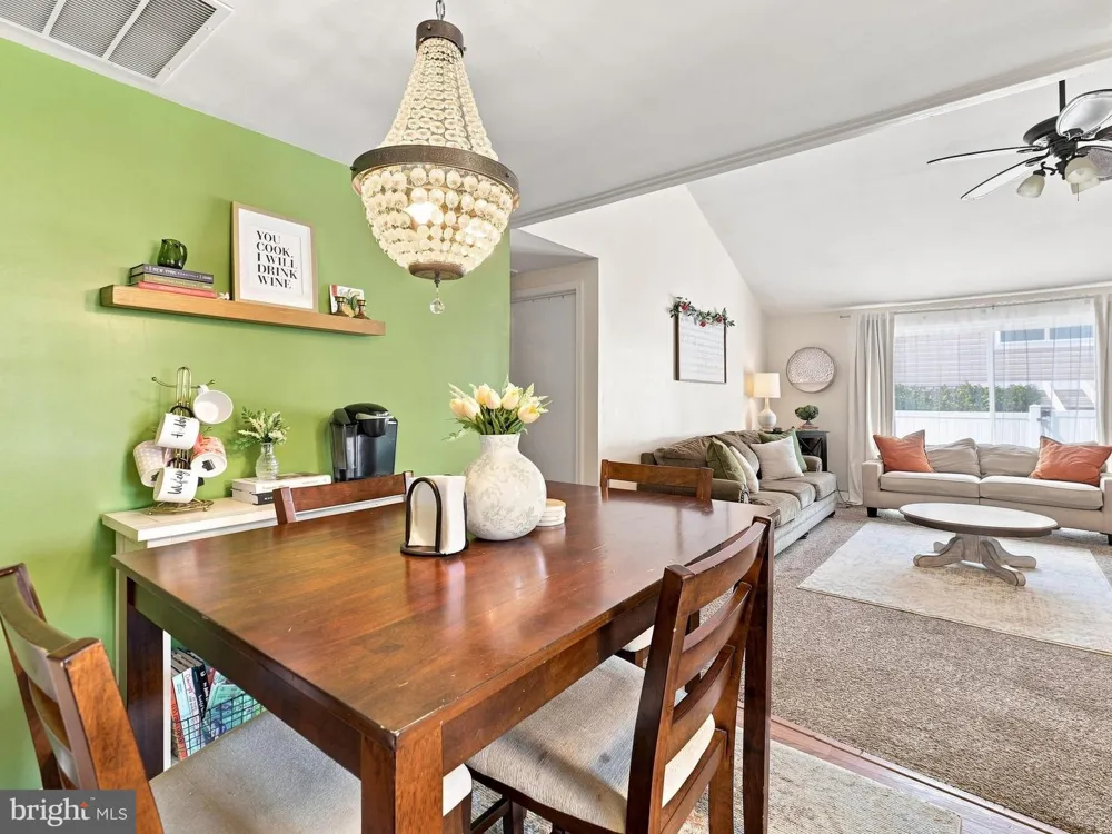 1606 WOODLANDS RUN Hagerstown, MD 21742
