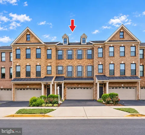 22503 WINDSOR LOCKS SQUARE
