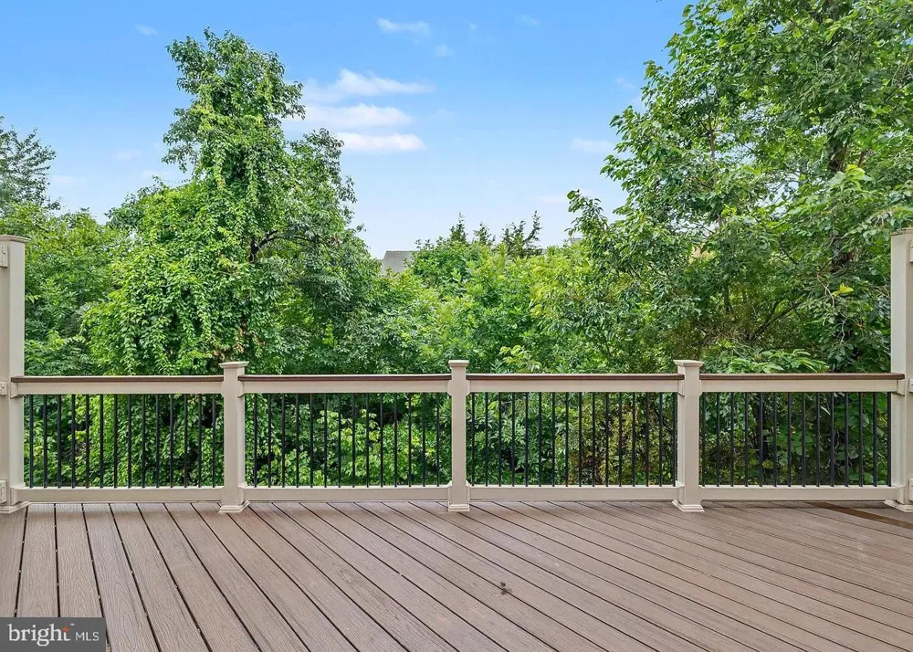 22503 WINDSOR LOCKS SQUARE Ashburn, VA 20148