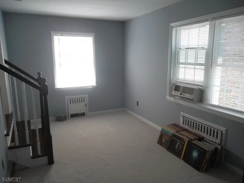1455 Brookside Dr Union, NJ 07083
