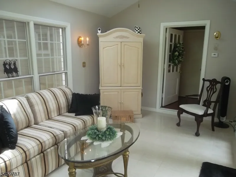 1455 Brookside Dr Union, NJ 07083