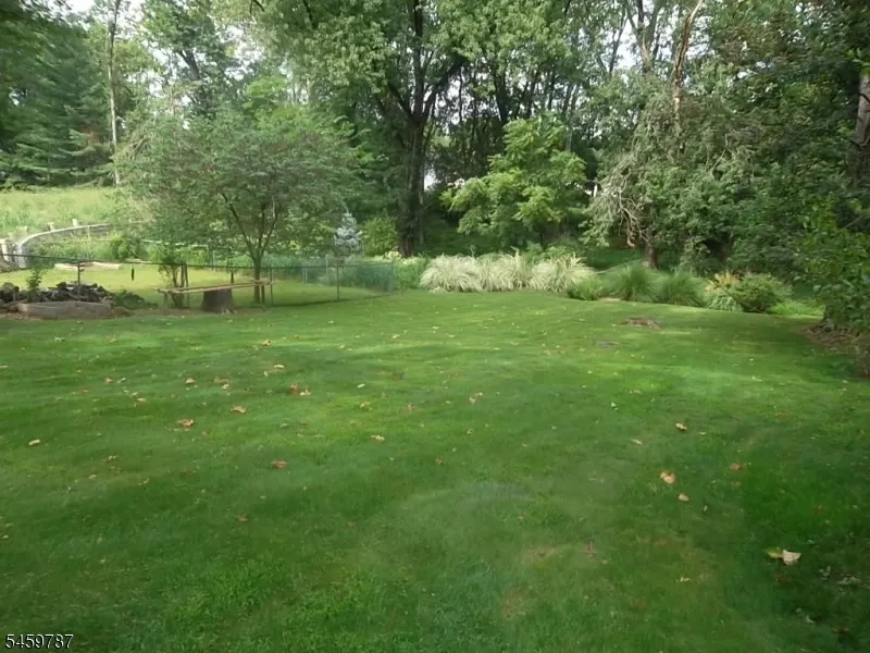1455 Brookside Dr Union, NJ 07083