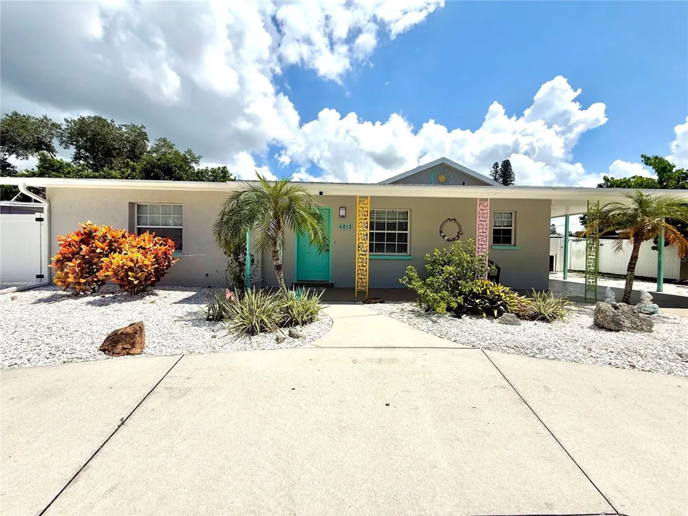 4013 52ND STREET COURT W Bradenton, FL 34209