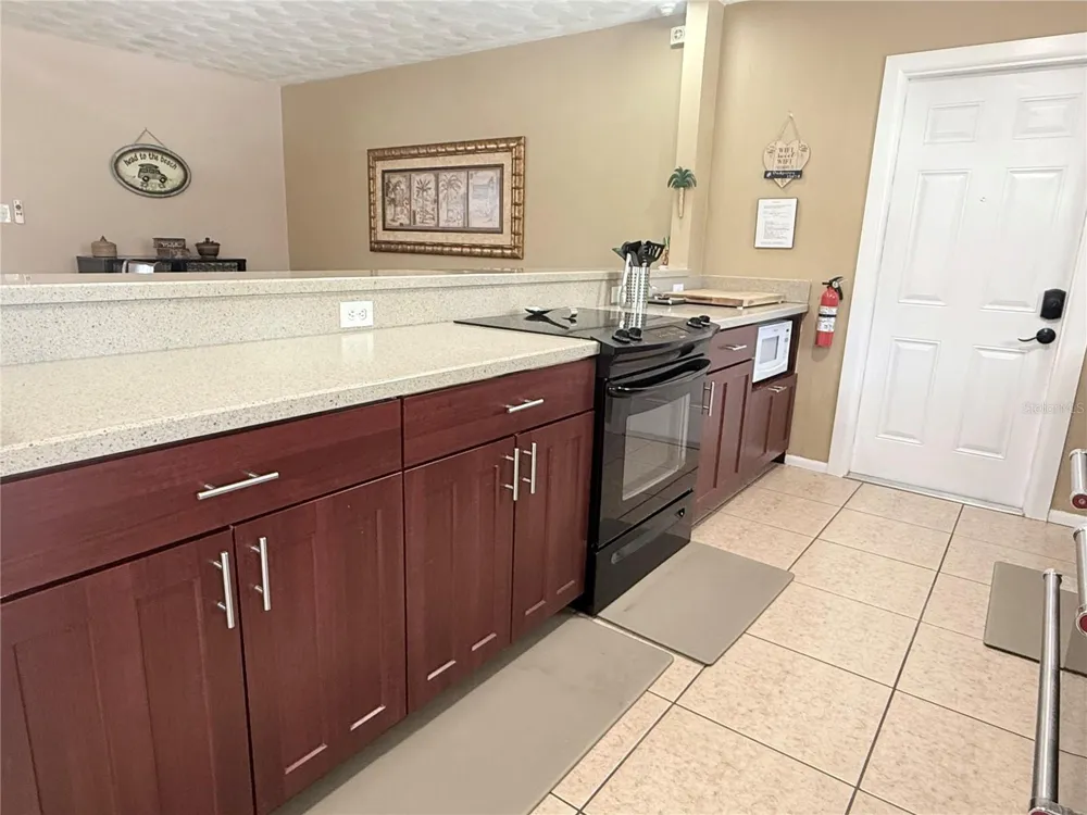 4013 52ND STREET COURT W Bradenton, FL 34209
