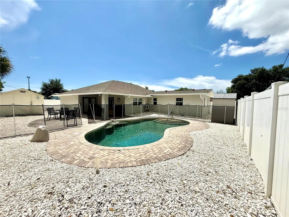 4013 52ND STREET COURT W Bradenton, FL 34209