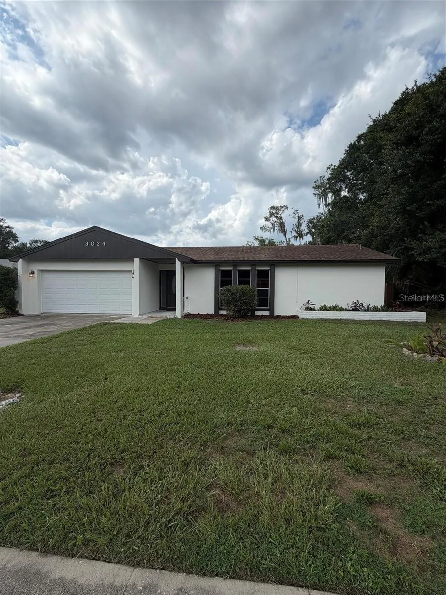 3024 BLOWN FEATHER LANE Mulberry, FL 33860