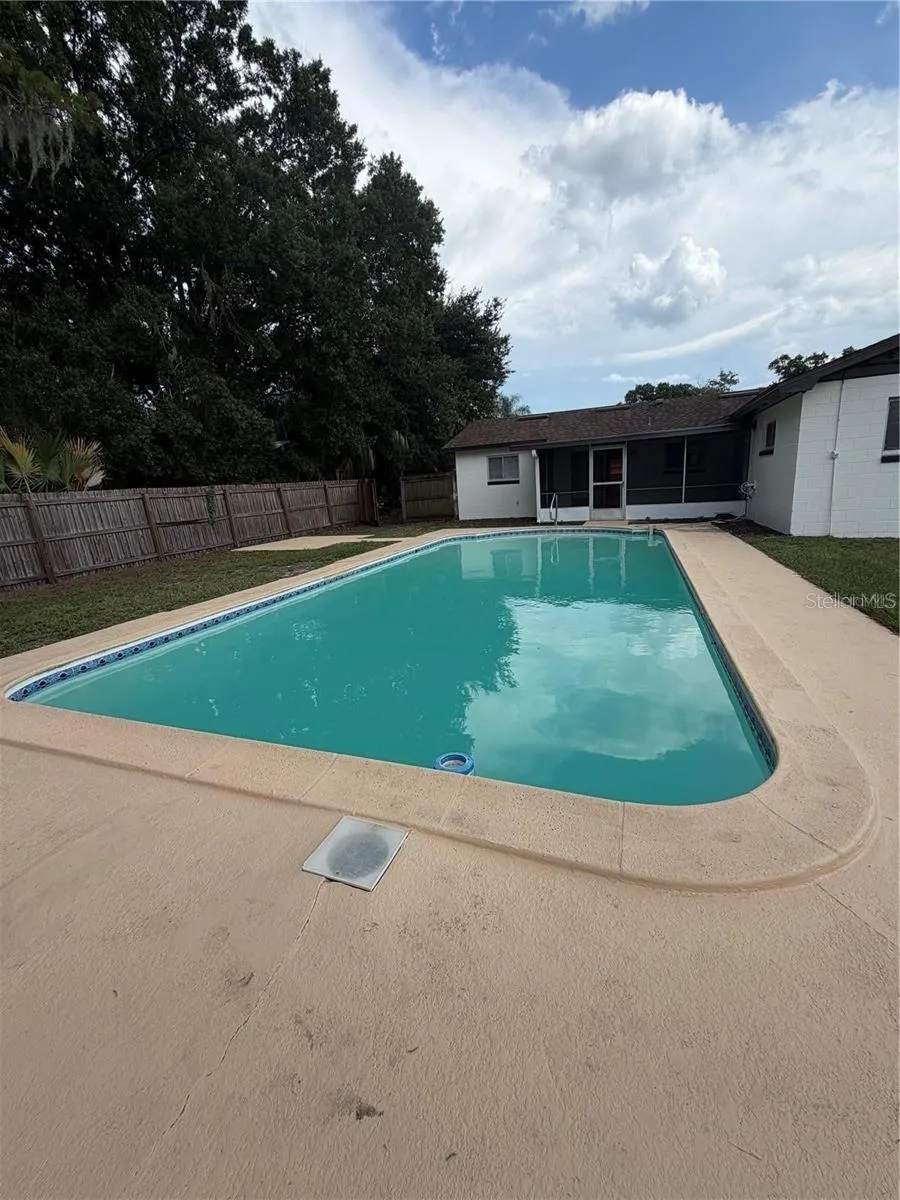 3024 BLOWN FEATHER LANE Mulberry, FL 33860