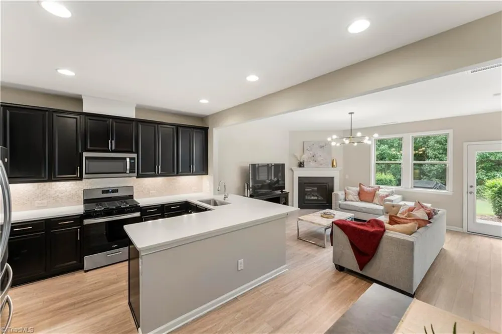 224 Ellsworth Manor Drive Hillsborough, NC 27278