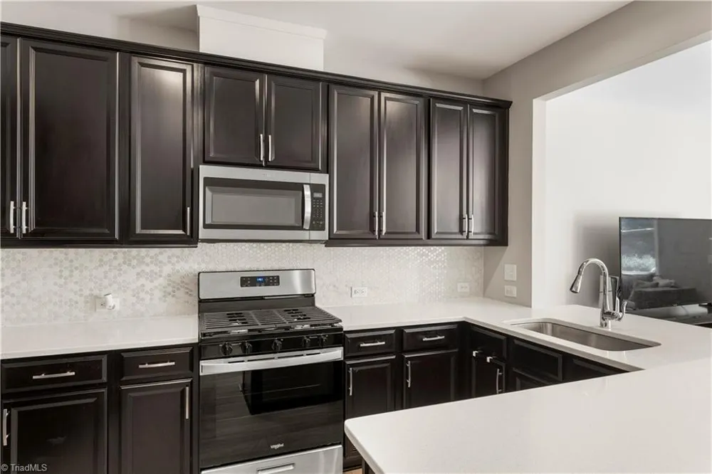 224 Ellsworth Manor Drive Hillsborough, NC 27278
