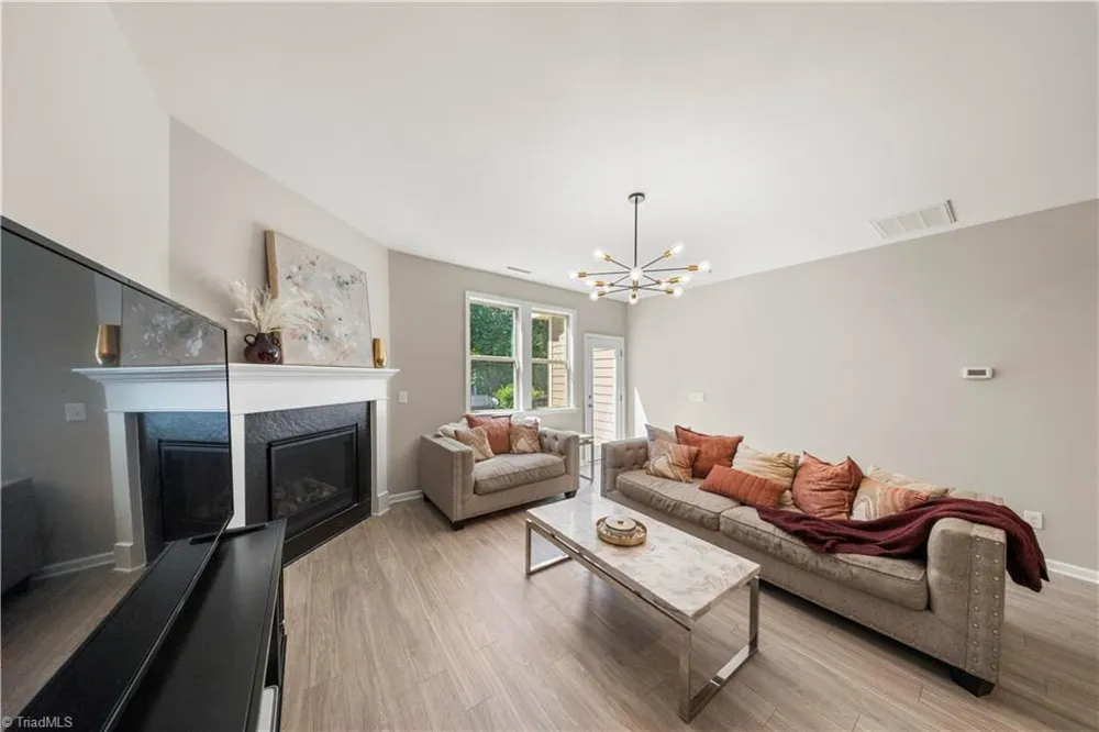 224 Ellsworth Manor Drive Hillsborough, NC 27278