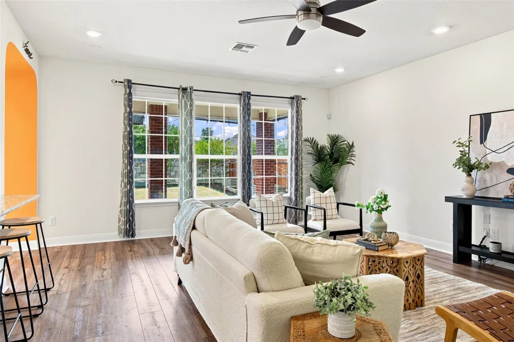 1117 Arbor Acres Loop Leander, TX 78641
