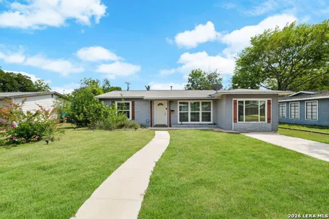 430 Basswood Dr