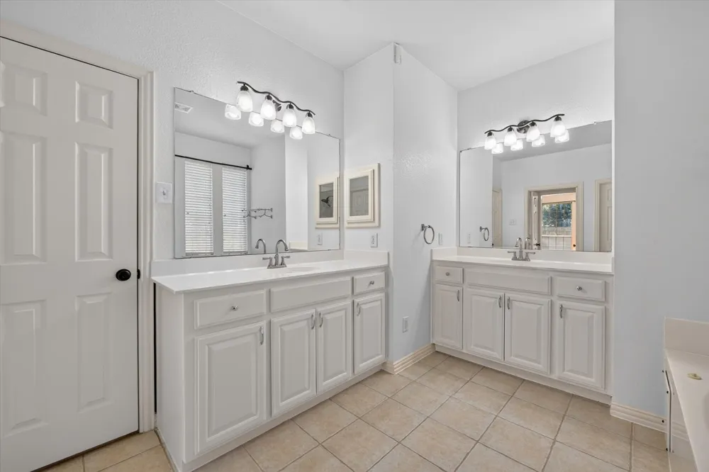 4233 Sandra Lynn Drive Flower Mound, TX 75022