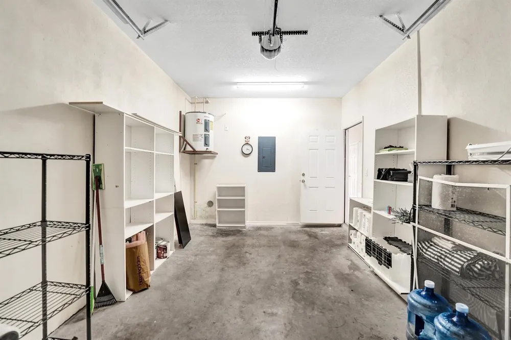 852 NW 9TH STREET Hallandale Beach, FL 33009