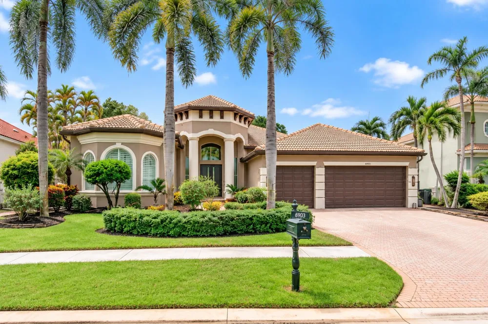 6903 Royal Orchid Circle Delray Beach, FL 33446