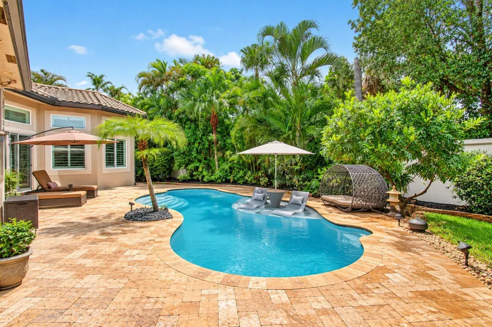 6903 Royal Orchid Circle Delray Beach, FL 33446