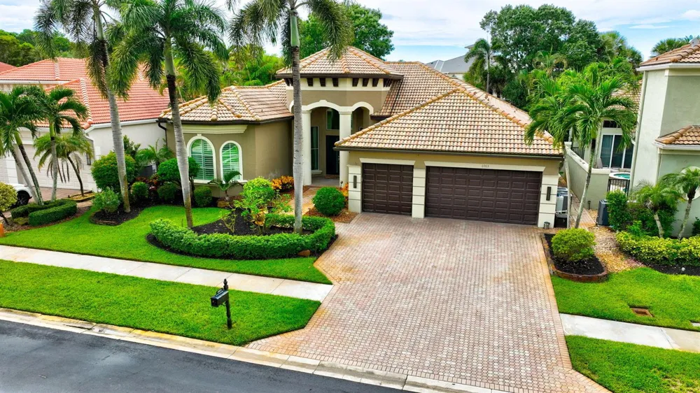6903 Royal Orchid Circle Delray Beach, FL 33446