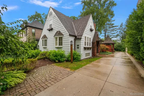 367 Baldwin Road