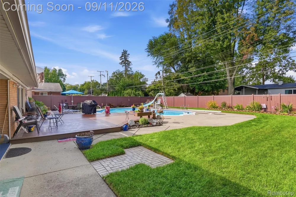 16799 Farmington Road Livonia City, MI 48154
