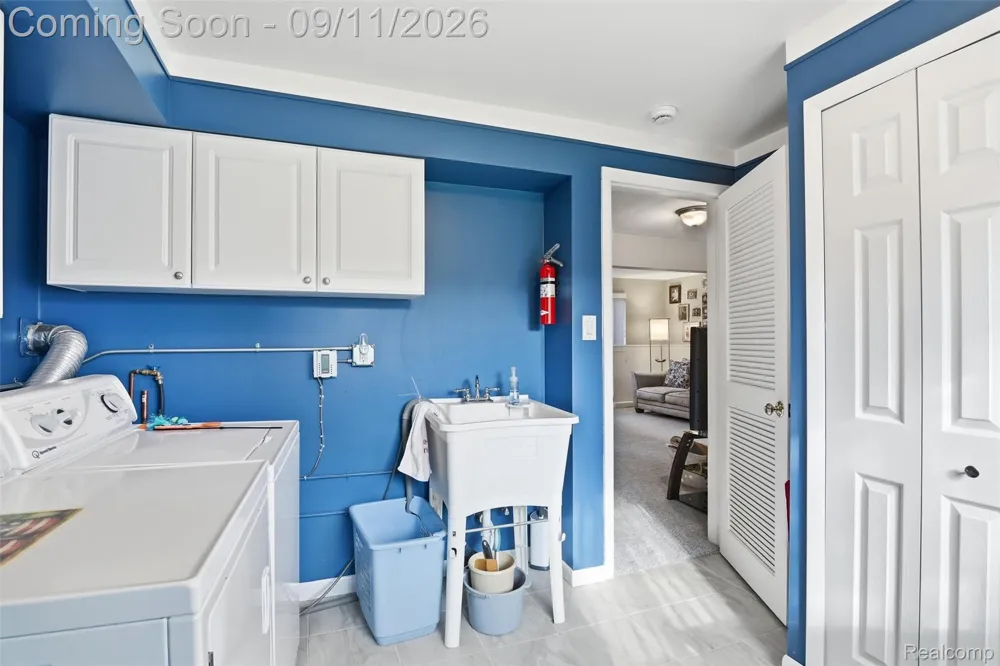 16799 Farmington Road Livonia City, MI 48154
