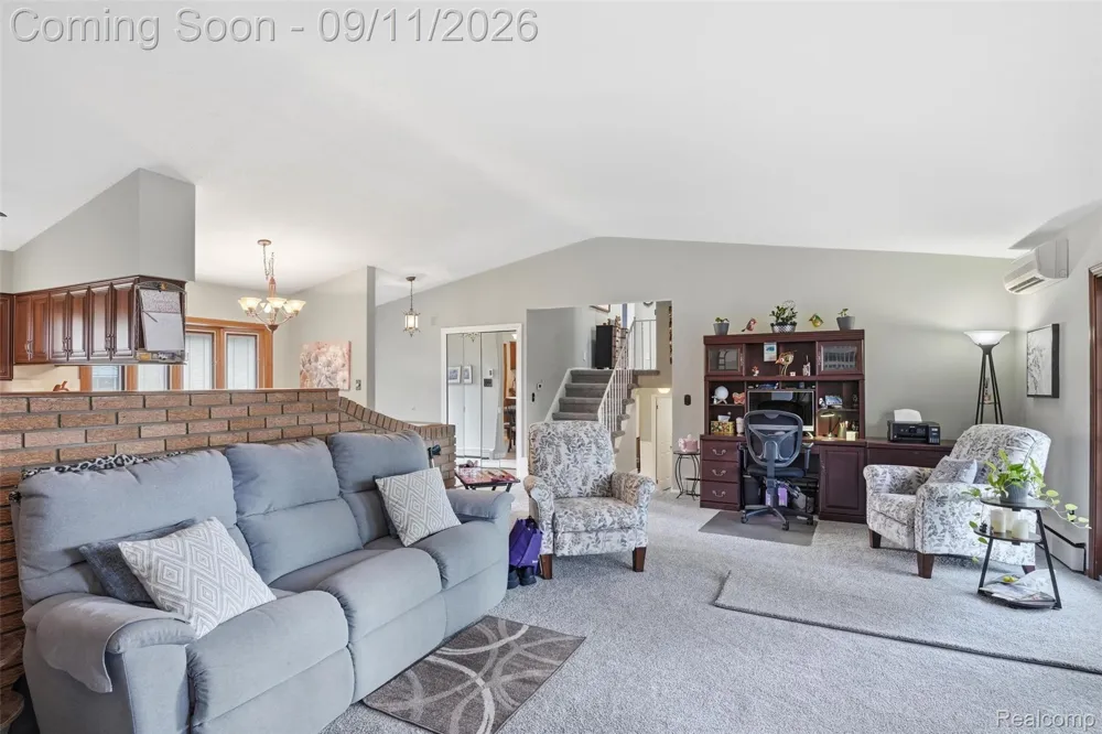 16799 Farmington Road Livonia City, MI 48154