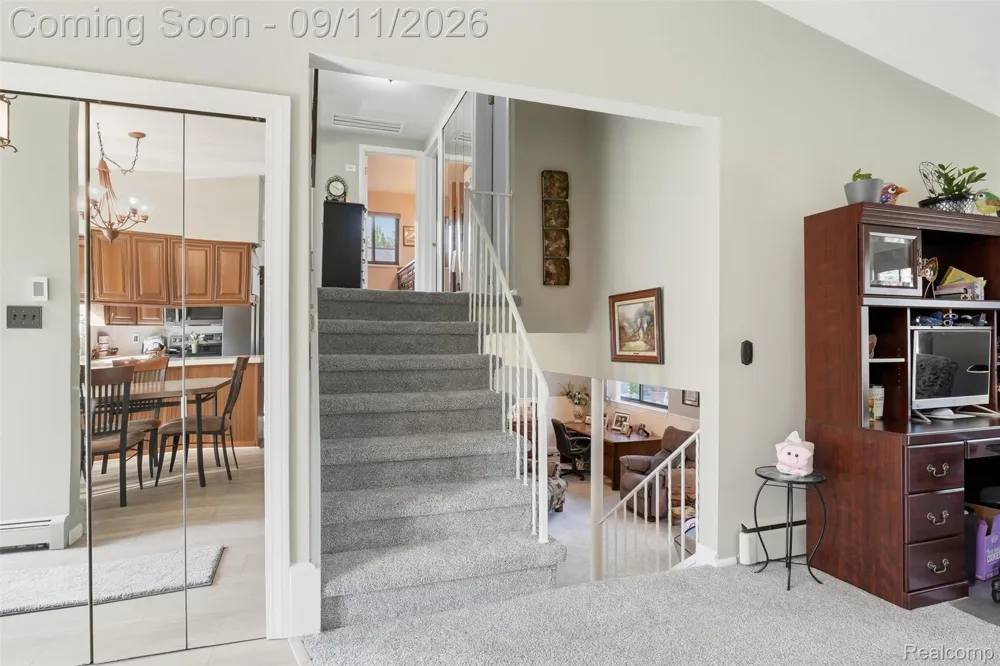 16799 Farmington Road Livonia City, MI 48154